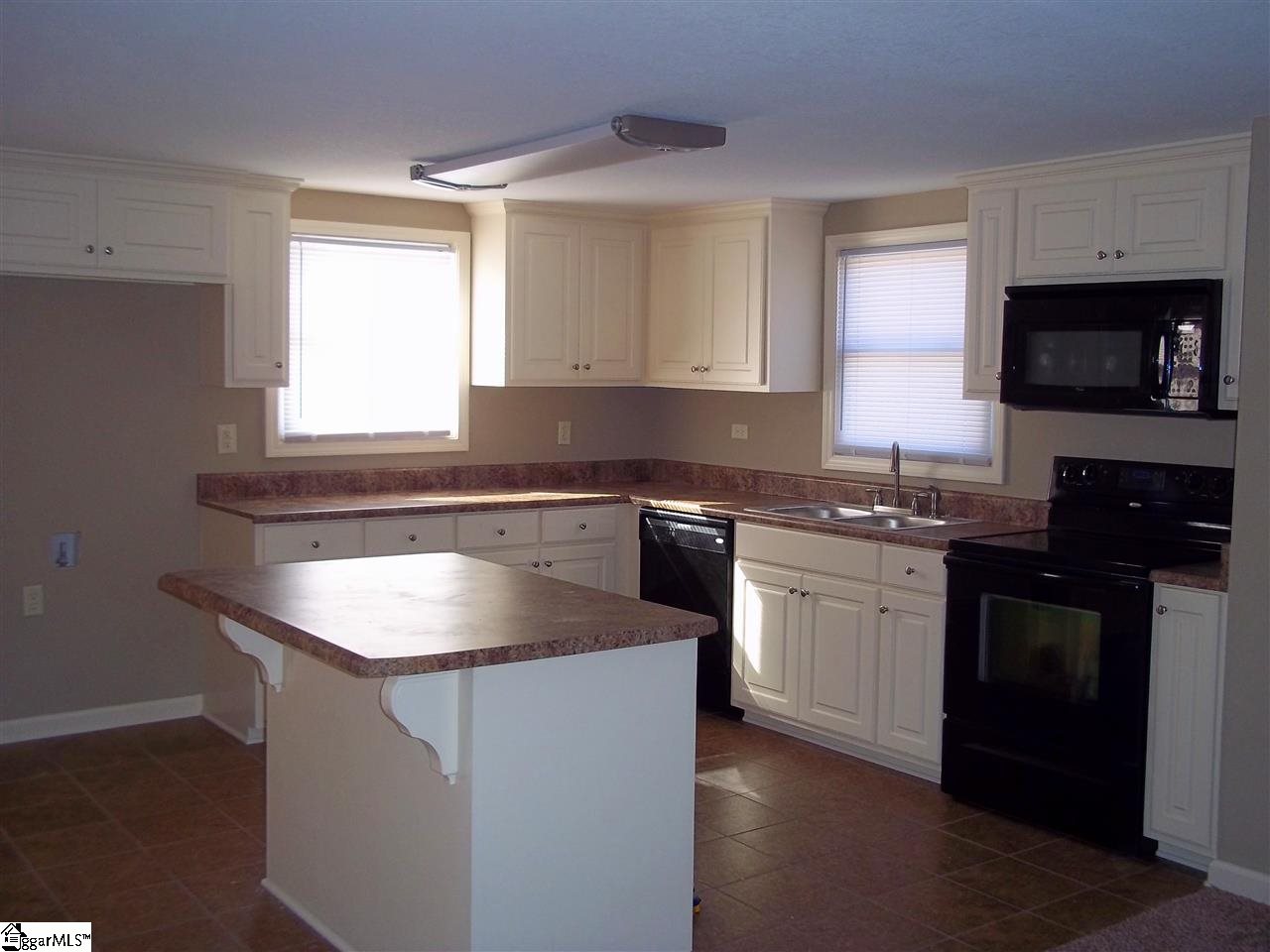 1749 Ezell Road Chesnee, SC 29323 - Photo 11 of 27