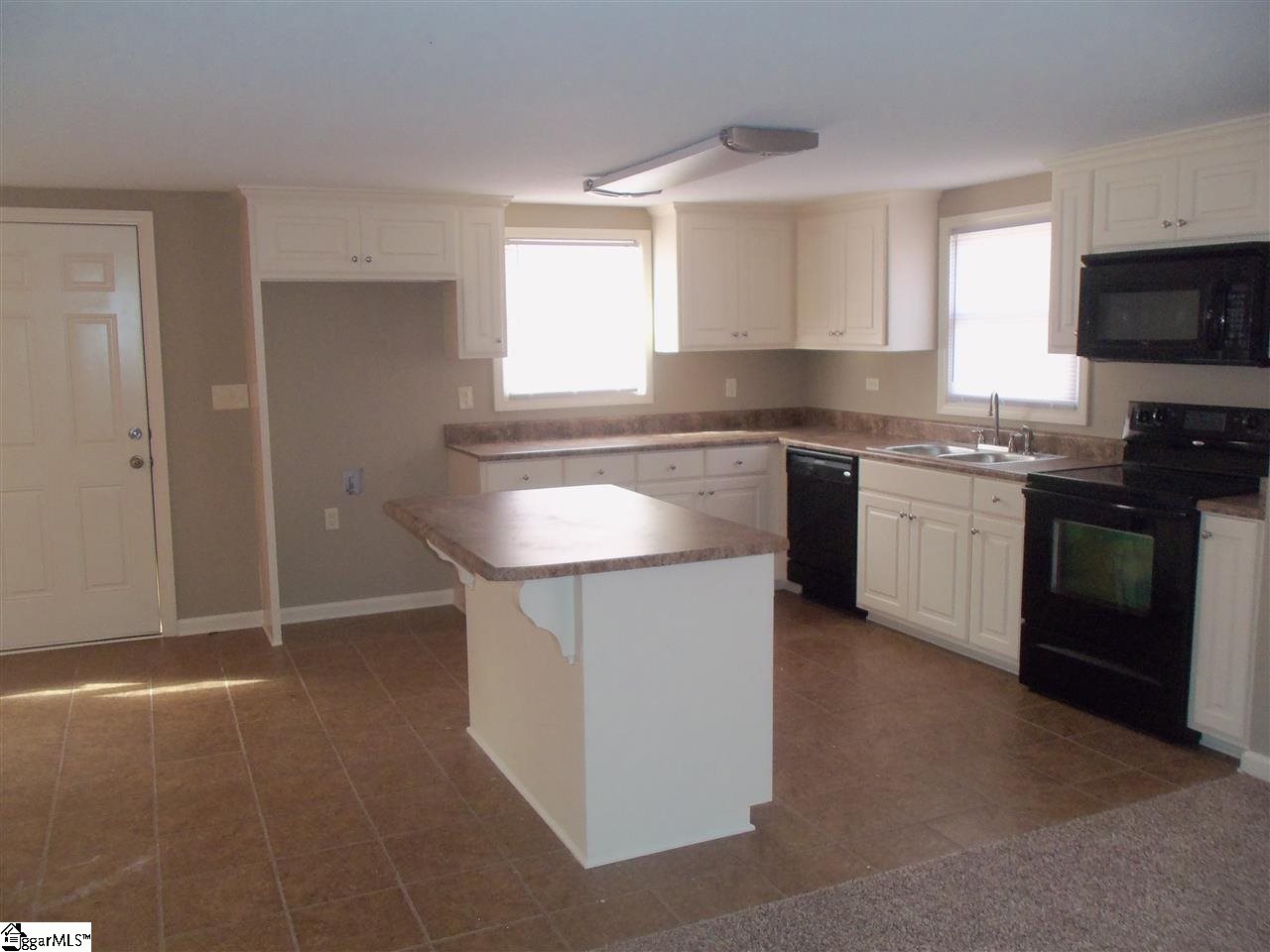 1749 Ezell Road Chesnee, SC 29323 - Photo 9 of 27