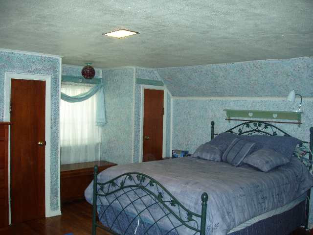 987 Kings Road Colonie, NY 12303 - Photo 8 of 12 Photo 8