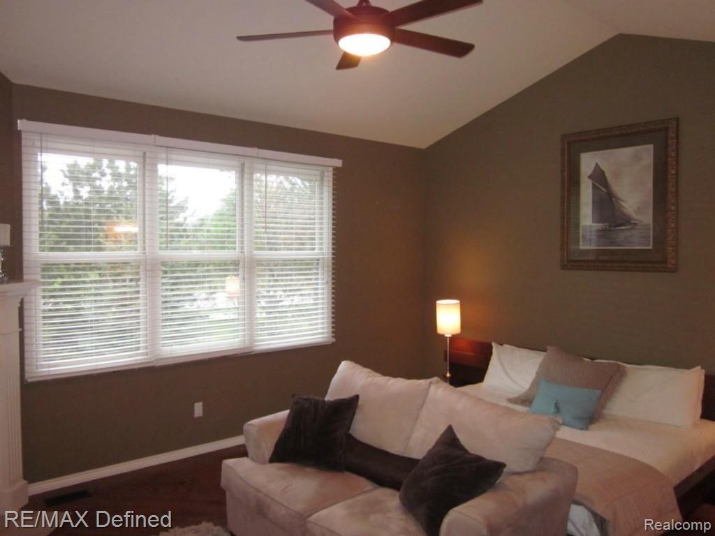 2670 Monarch Court Rochester, MI 48306 - Photo 20 of 36