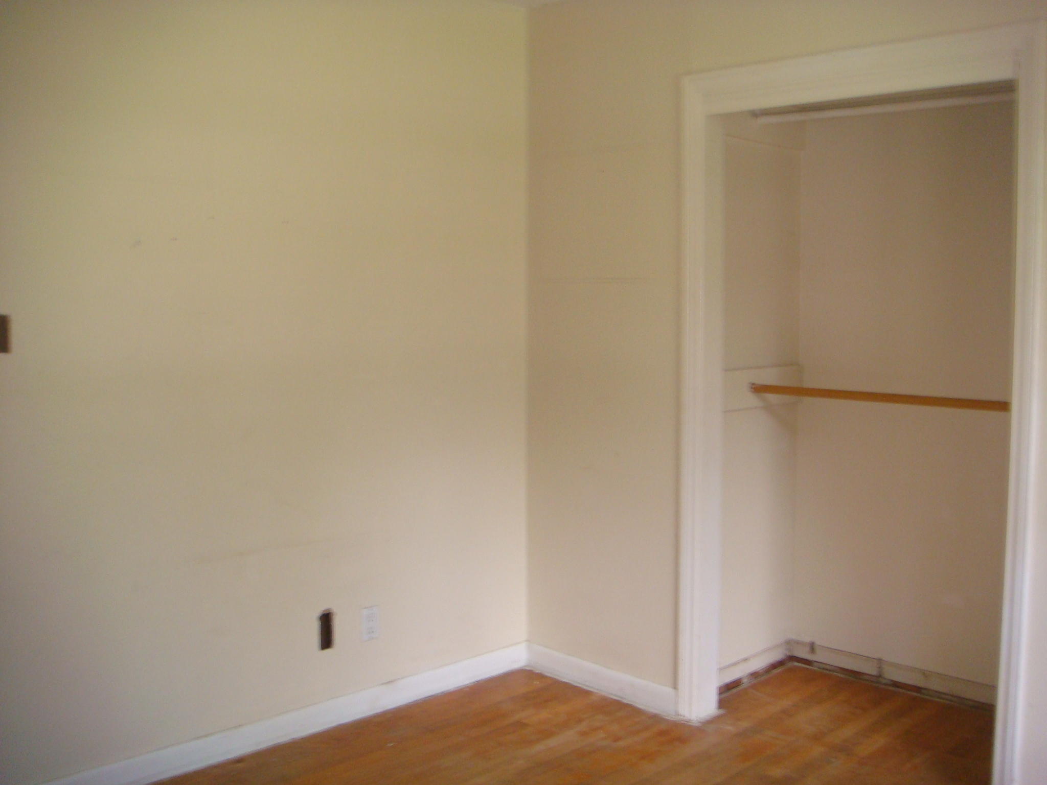 1252 Springhill Road Hanahan, SC 29410 - Photo 13 of 26 046