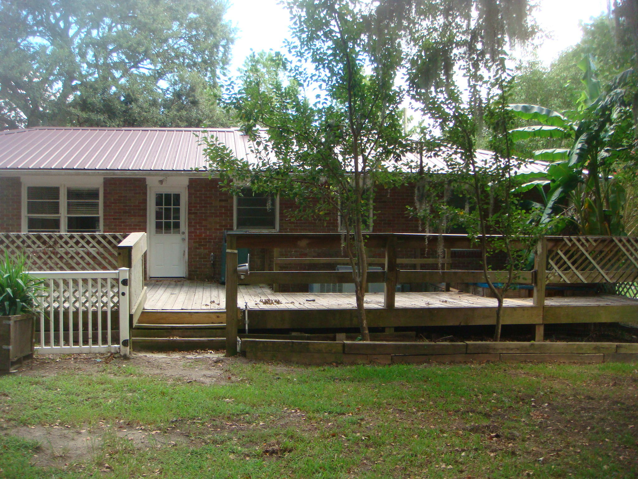 1252 Springhill Road Hanahan, SC 29410 - Photo 4 of 26 028