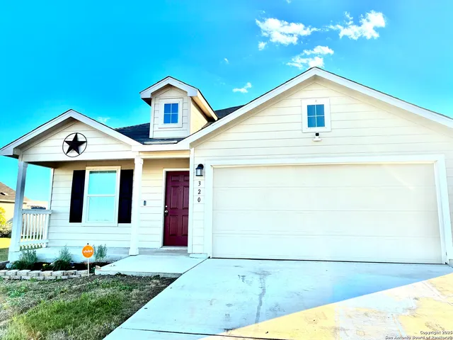 $247,000 | 320 Agave Circle, Jourdanton, TX 78026