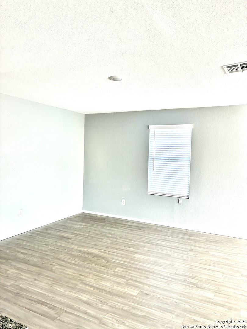 320 Agave Circle Jourdanton, TX 78026 - Photo 7 of 19