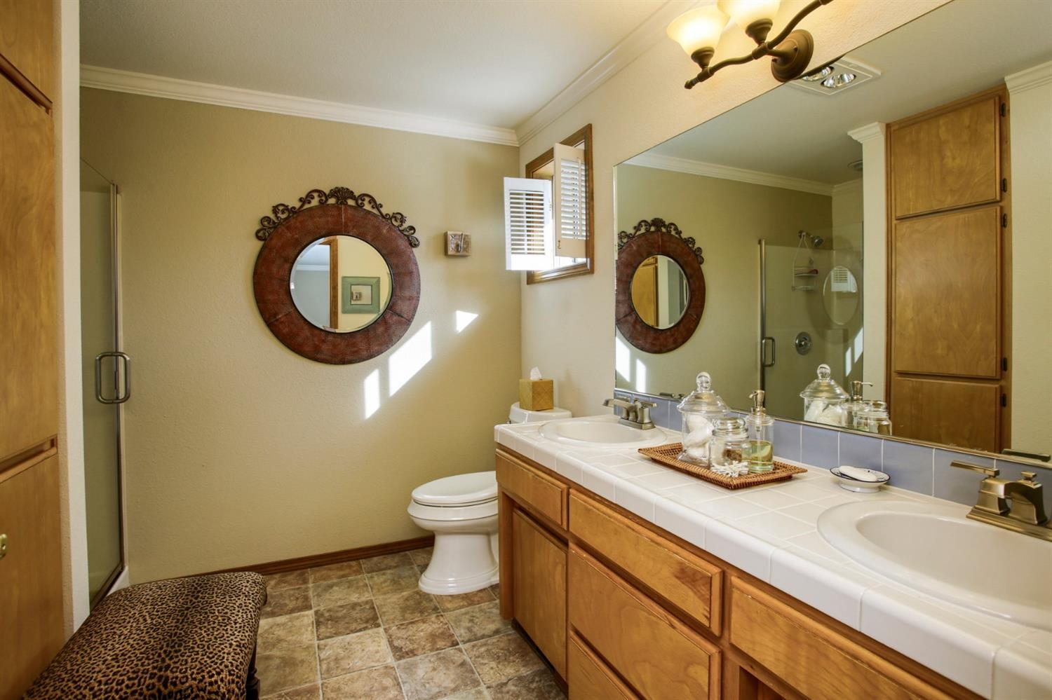 2244 Ridge Way Medford, OR 97504 - Photo 12 of 26 Additional Photo