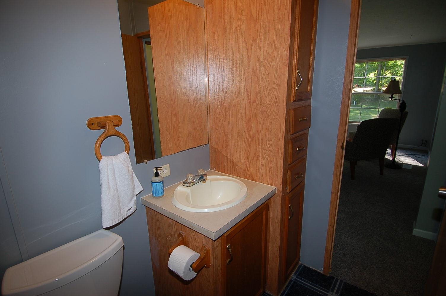 524 Yellow Stone Road Cadillac, MI 49601 - Photo 20 of 24 1911494-19.JPG
