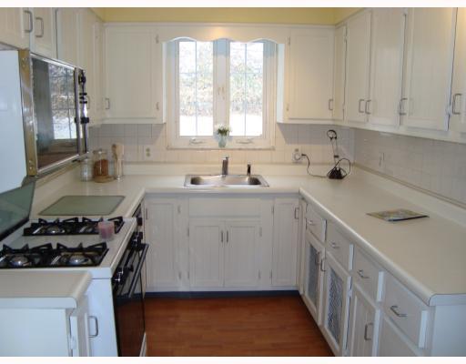 2912 Fernwald Road Pittsburgh, PA 15217 - Photo 5 of 17 Kitchen. Updated with newer dishwasher and garbage disposal.