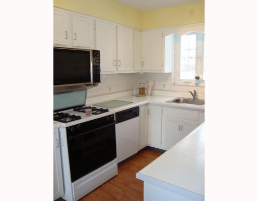 2912 Fernwald Road Pittsburgh, PA 15217 - Photo 6 of 17 Kitchen.