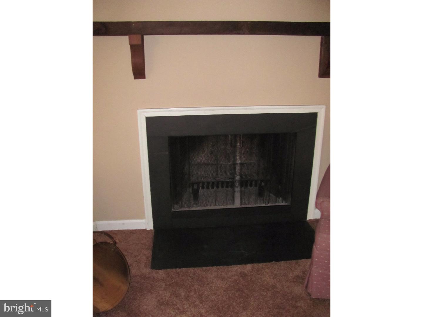 808 Timber Creek Road Lindenwold, NJ 08021 - Photo 4 of 10