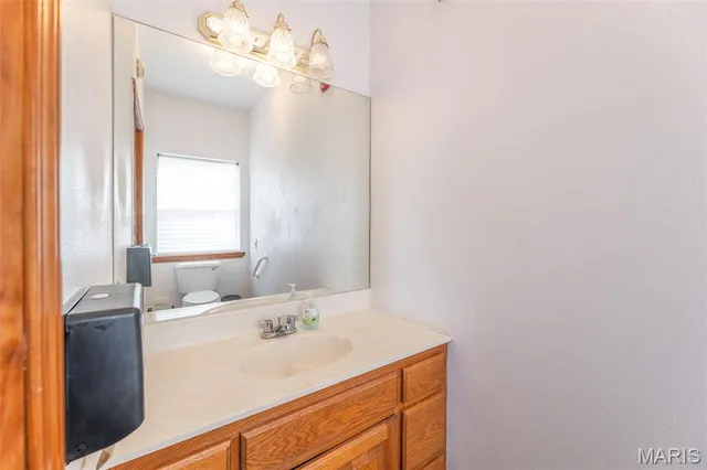 $399,500 | 207 Front Street, Annapolis, MO 63620