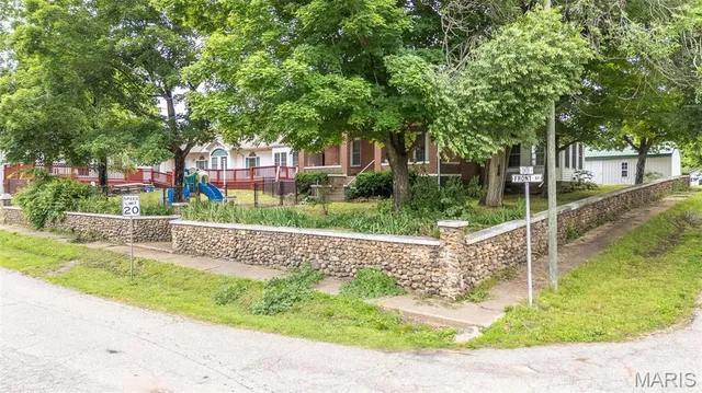 $399,500 | 207 Front Street, Annapolis, MO 63620
