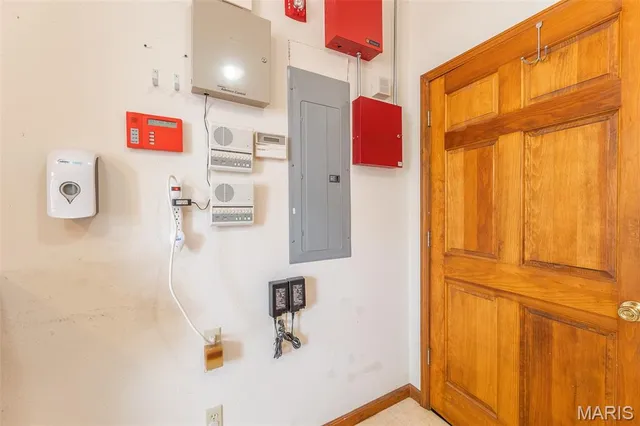 $399,500 | 207 Front Street, Annapolis, MO 63620