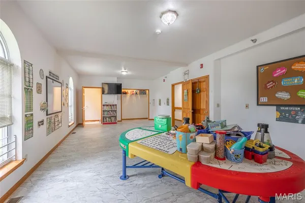 $379,500 | 207 Front Street, Annapolis, MO 63620