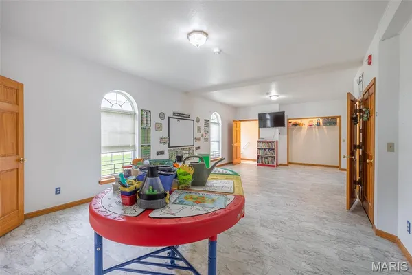 $379,500 | 207 Front Street, Annapolis, MO 63620