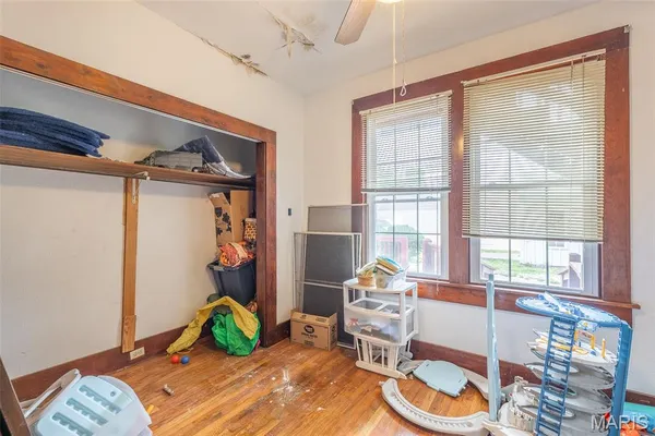 $379,500 | 207 Front Street, Annapolis, MO 63620