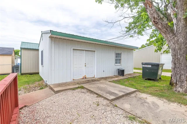 $399,500 | 207 Front Street, Annapolis, MO 63620