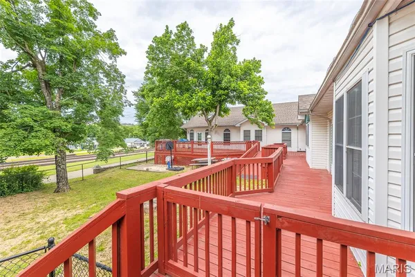 $379,500 | 207 Front Street, Annapolis, MO 63620