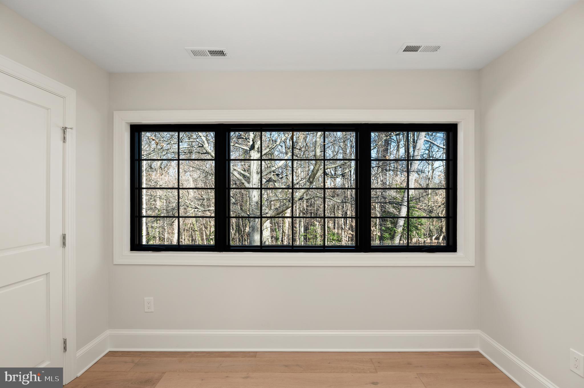 3126 Woodley Road Northwest Washington, DC 20008 - Photo 23 of 35 Bedroom #3