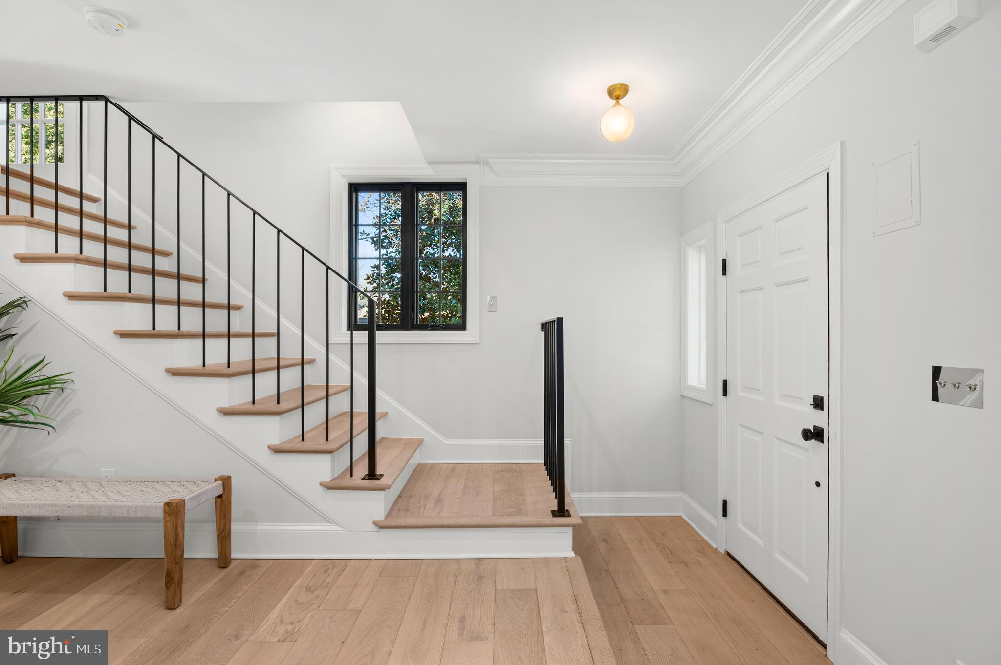 3126 Woodley Road Northwest Washington, DC 20008 - Photo 3 of 35 Foyer