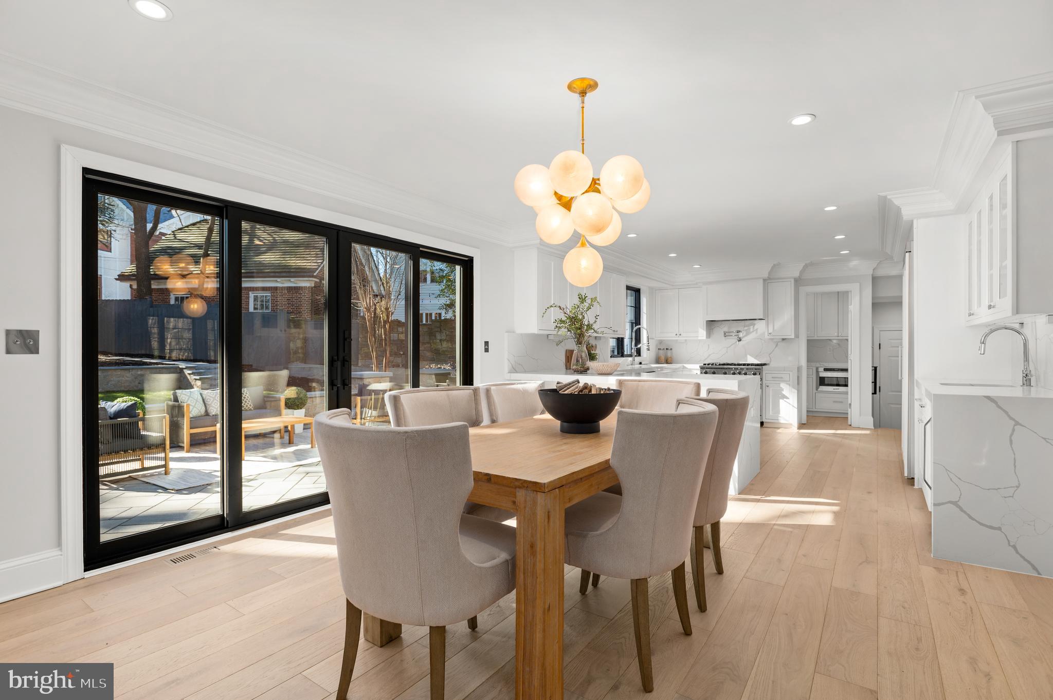 3126 Woodley Road Northwest Washington, DC 20008 - Photo 6 of 35 Dining Room