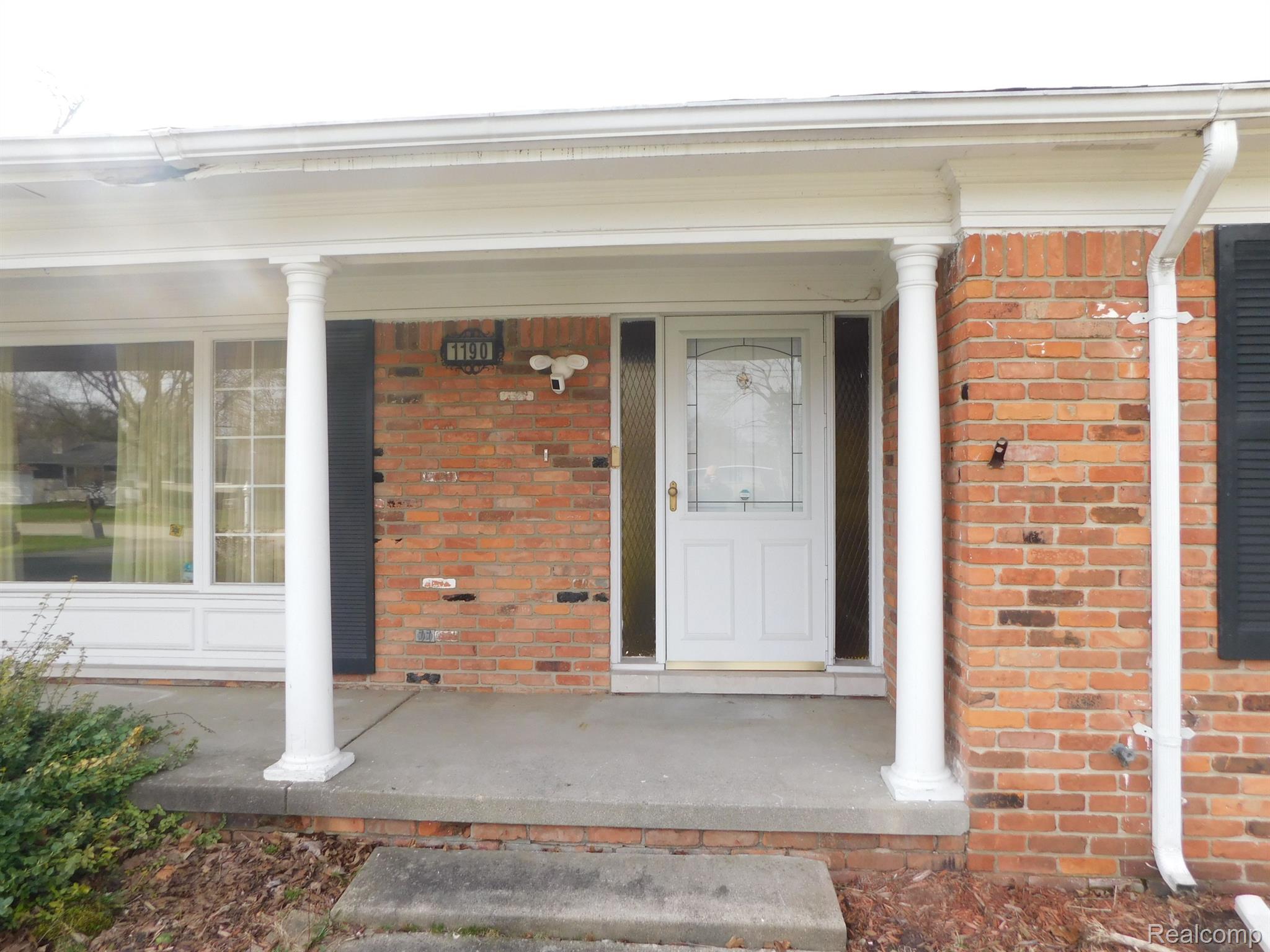 1190 Torpey Road Troy, MI 48083 - Photo 7 of 18