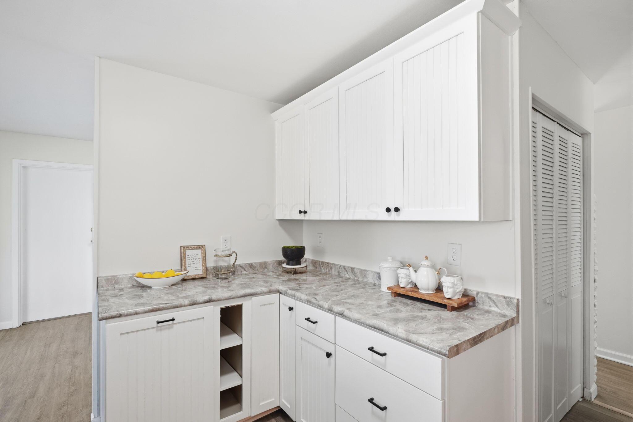 5100 Edgeview Road Columbus, OH 43207 - Photo 22 of 56 22-web-or-mls-5100-edgeview-rd