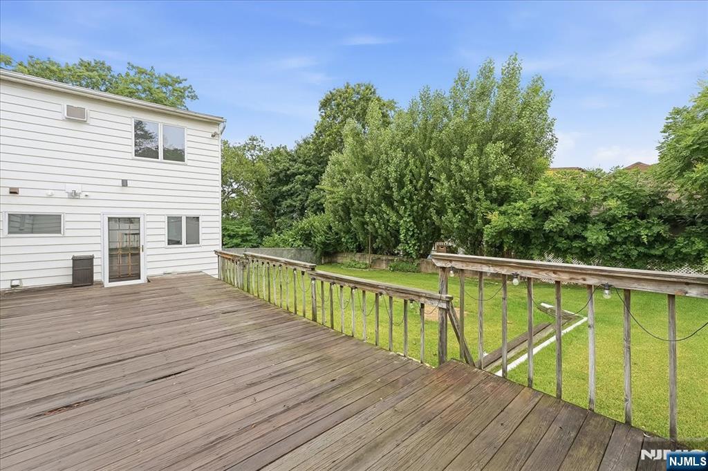 5 Lexington Avenue Wallington, NJ 07057 - Photo 44 of 48