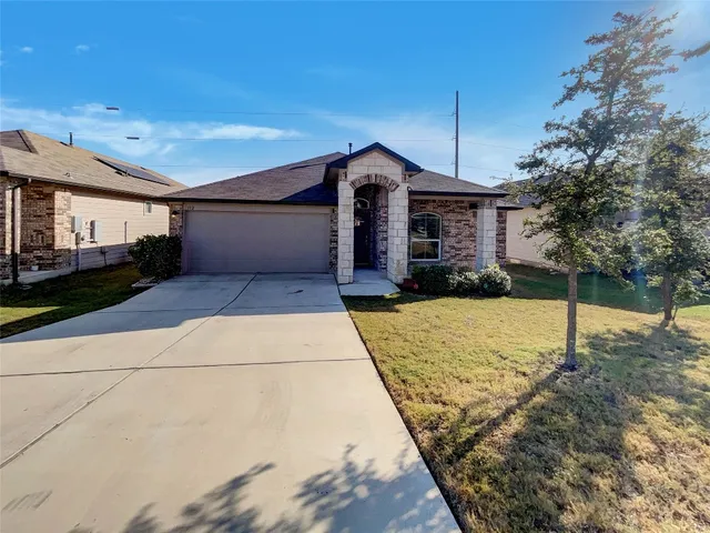 $306,000 | 112 Marimoor Drive, Hutto, TX 78634