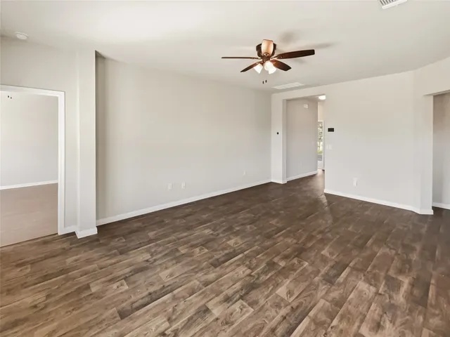 $306,000 | 112 Marimoor Drive, Hutto, TX 78634