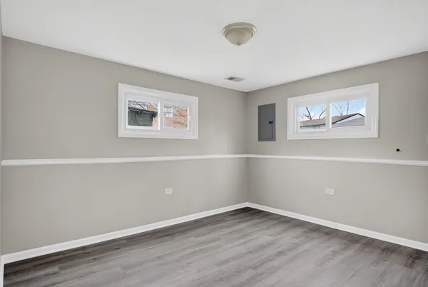 $229,900 | 1537 West 165th Street, Markham, IL 60428