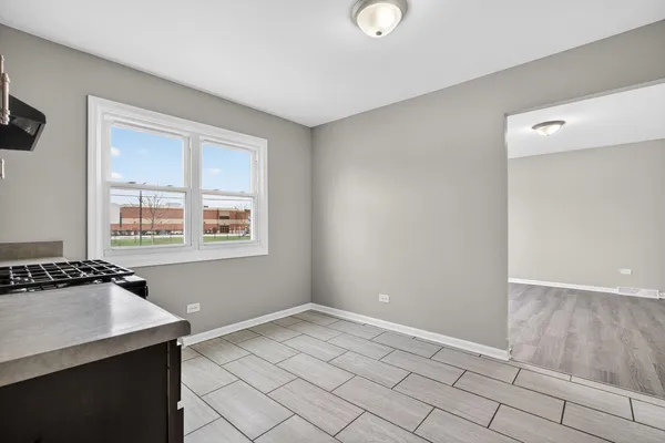 $229,900 | 1537 West 165th Street, Markham, IL 60428