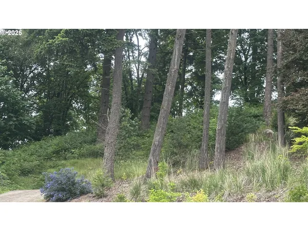 $449,000 | Crenshaw Road, Eugene, OR 97401