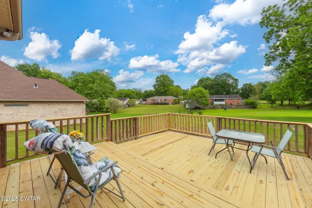 $384,000 | 316 Meadow Brook Drive, Henderson, TN 38340