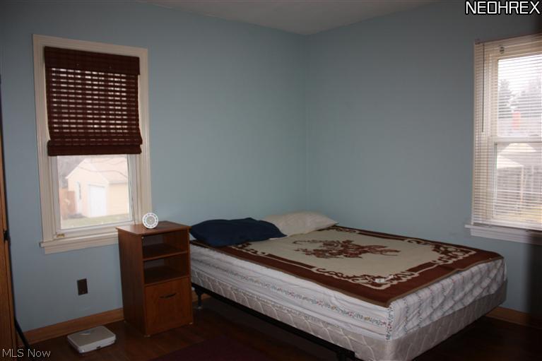 630 Ina Avenue Akron, OH 44306 - Photo 7 of 18 Spacious master bedroom.