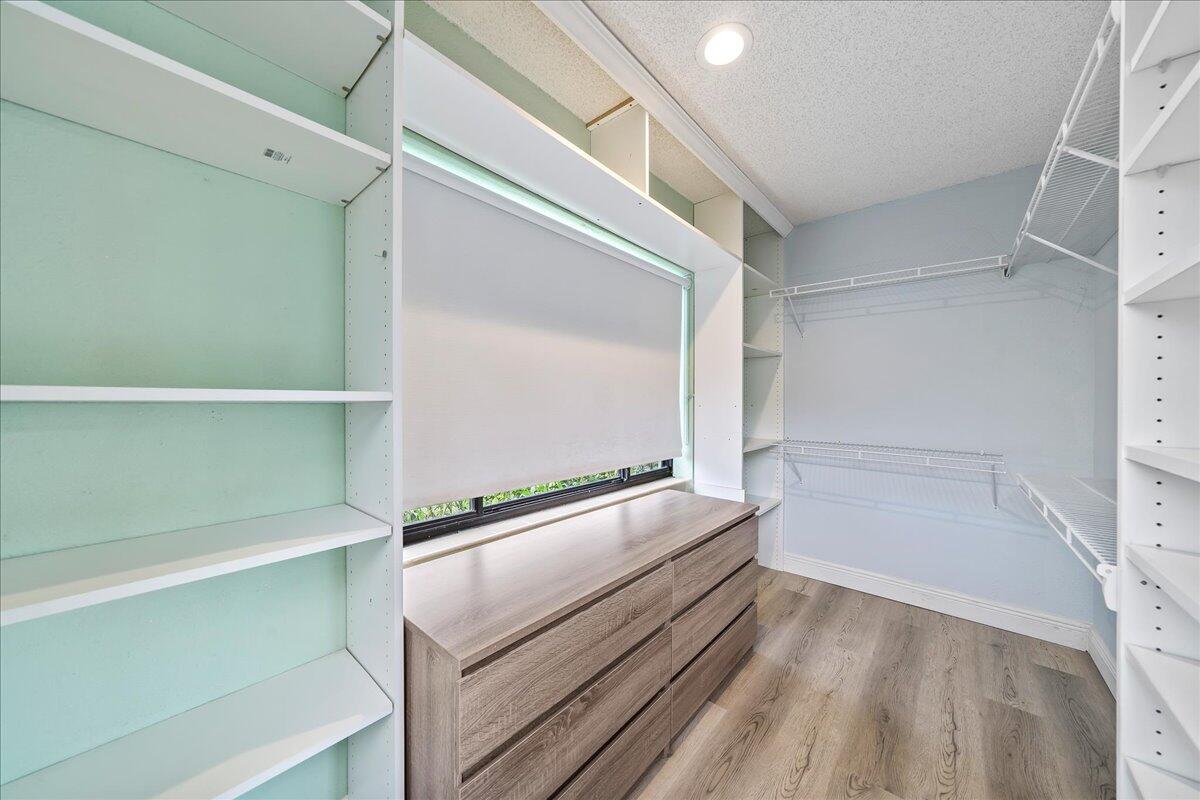 124 Monaco Road Melbourne, FL 32904 - Photo 17 of 24 a bathroom with a bathtub and a shower