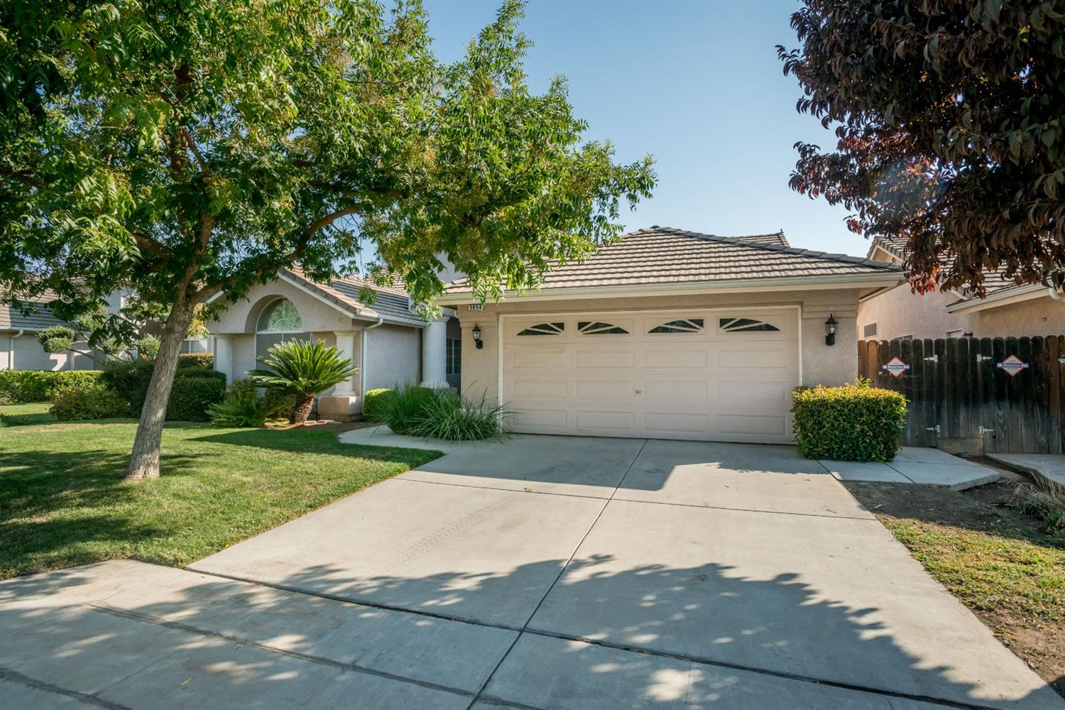 5054 West Decatur Avenue Fresno, CA 93722 - Photo 2 of 37 Gallery Image 2