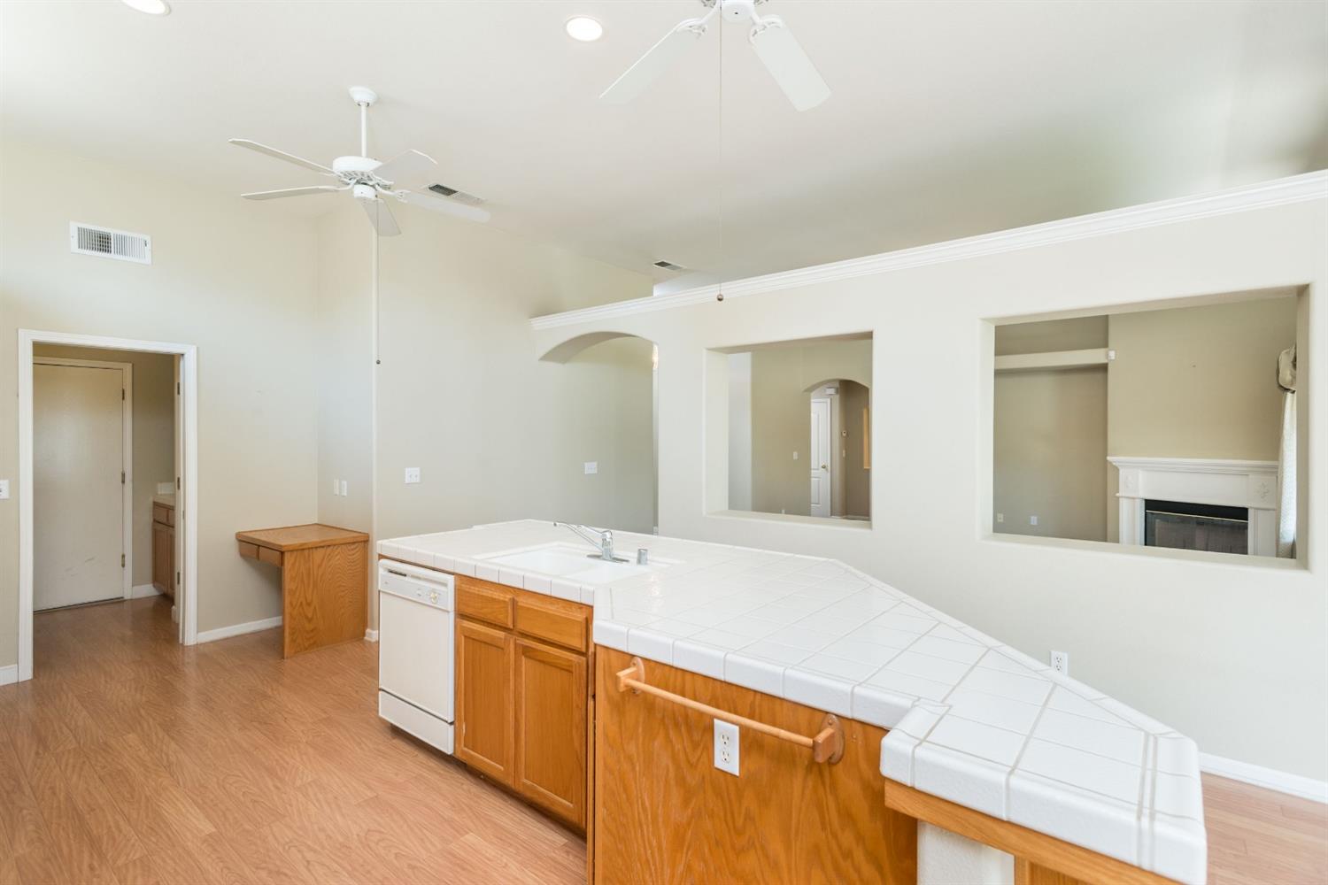5054 West Decatur Avenue Fresno, CA 93722 - Photo 14 of 37 Gallery Image 14