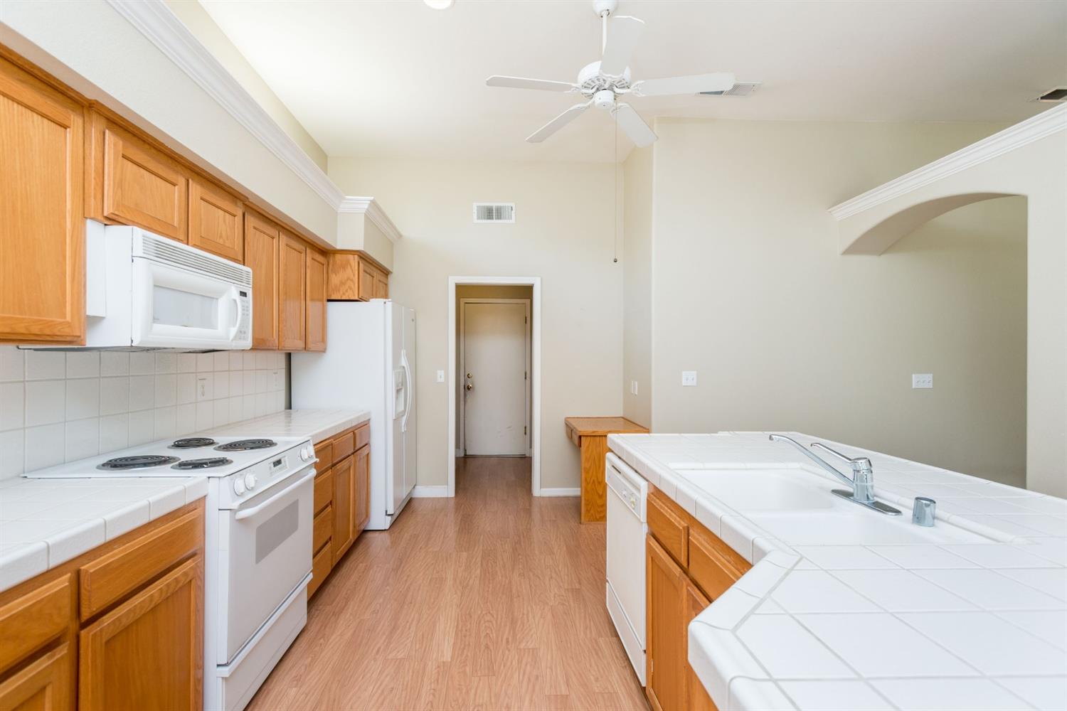 5054 West Decatur Avenue Fresno, CA 93722 - Photo 15 of 37 Gallery Image 15