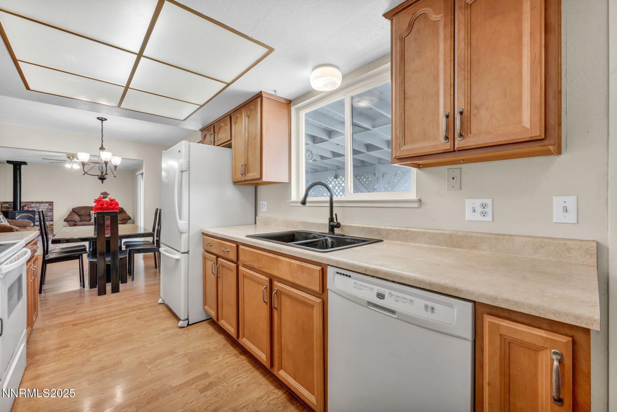 836 E Street Fernley, NV 89408 - Photo 14 of 53 60-web-or-mls-836-e-st