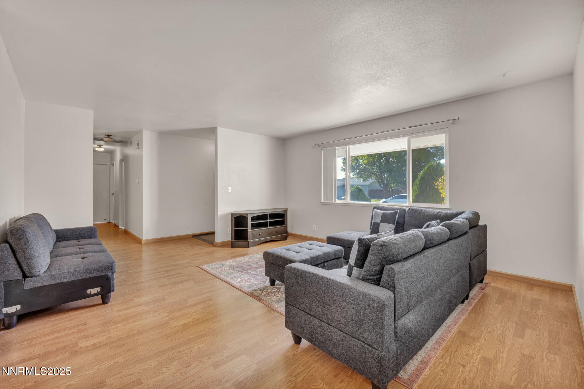 836 E Street Fernley, NV 89408 - Photo 5 of 53 46-web-or-mls-836-e-st