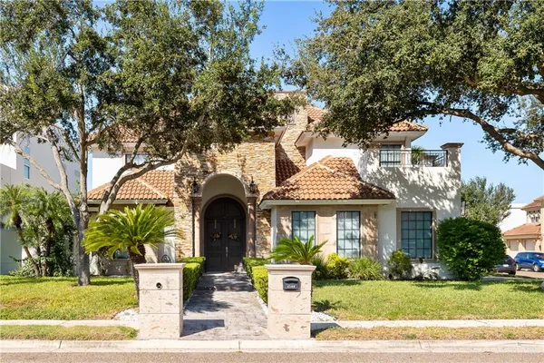 $450,000 | 4500 Tyler Avenue, McAllen, TX 78503