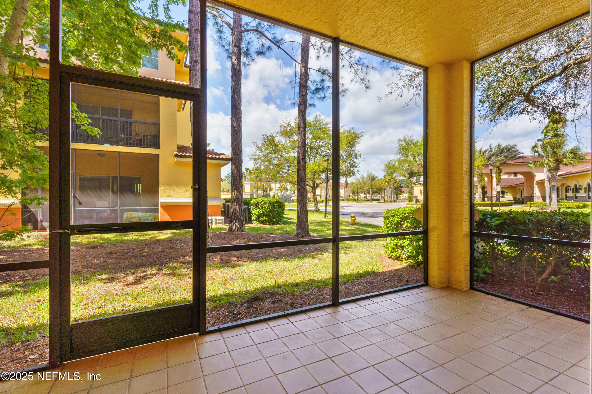 9745 Touchton Road, Unit 305 Jacksonville, FL 32246 - Photo 23 of 37 23_a7305327-2