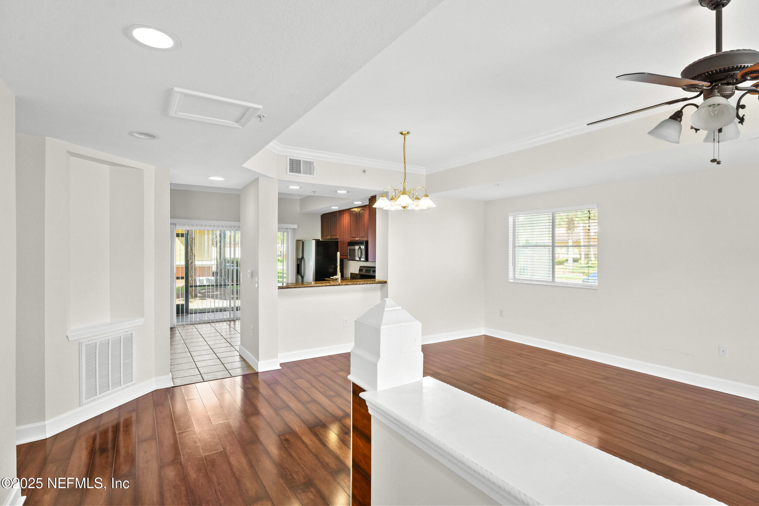 9745 Touchton Road, Unit 305 Jacksonville, FL 32246 - Photo 4 of 37 4_a7305244