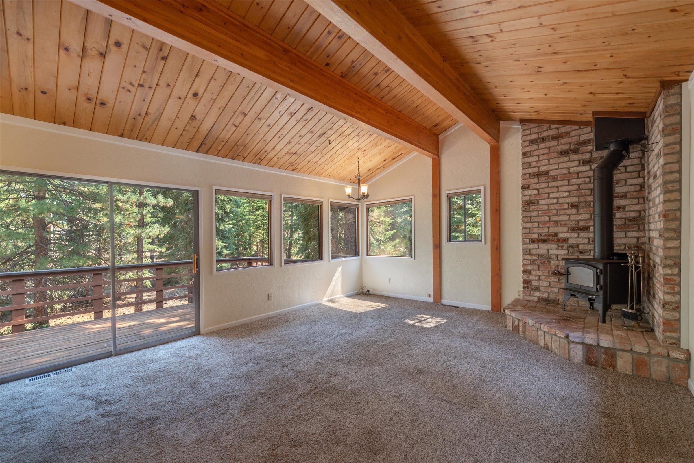 10773 Pine Cone Road Truckee, CA 96161 - Photo 5 of 20 Gallery Image 5