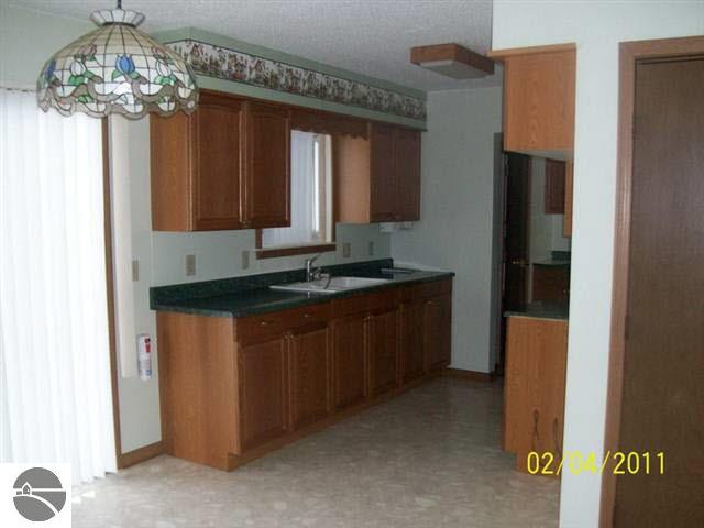 1775 Grove Road Standish, MI 48658 - Photo 3 of 9 1753536-2.JPG