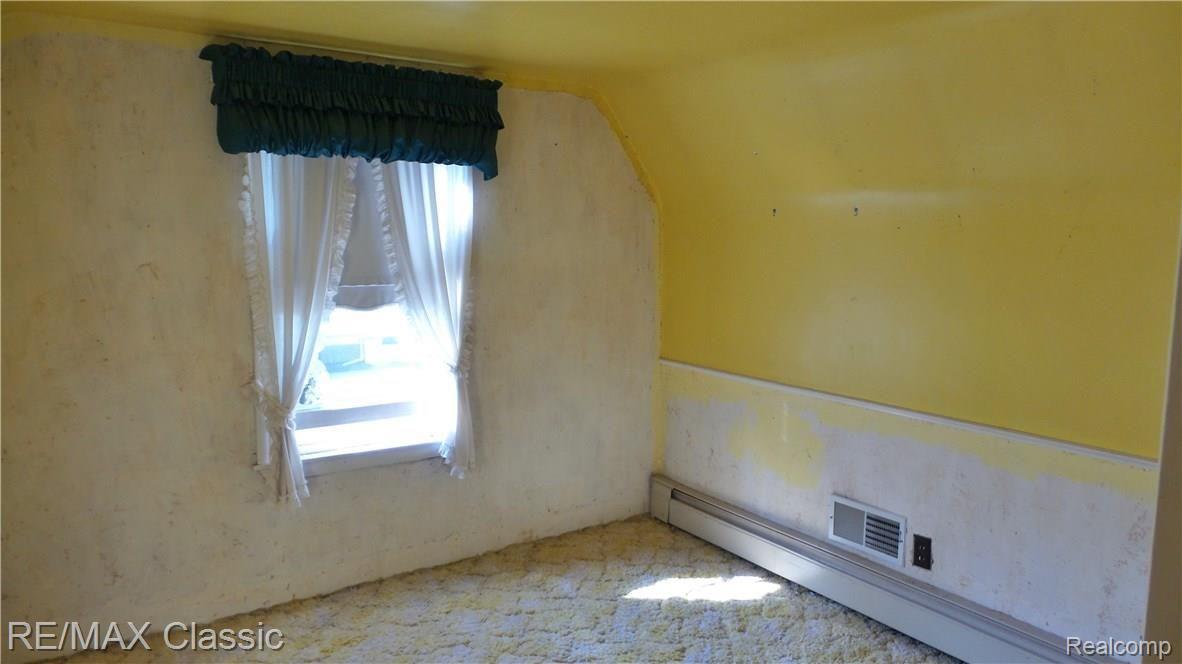 755 Rickett Road Brighton, MI 48116 - Photo 14 of 18 3rd bedroom