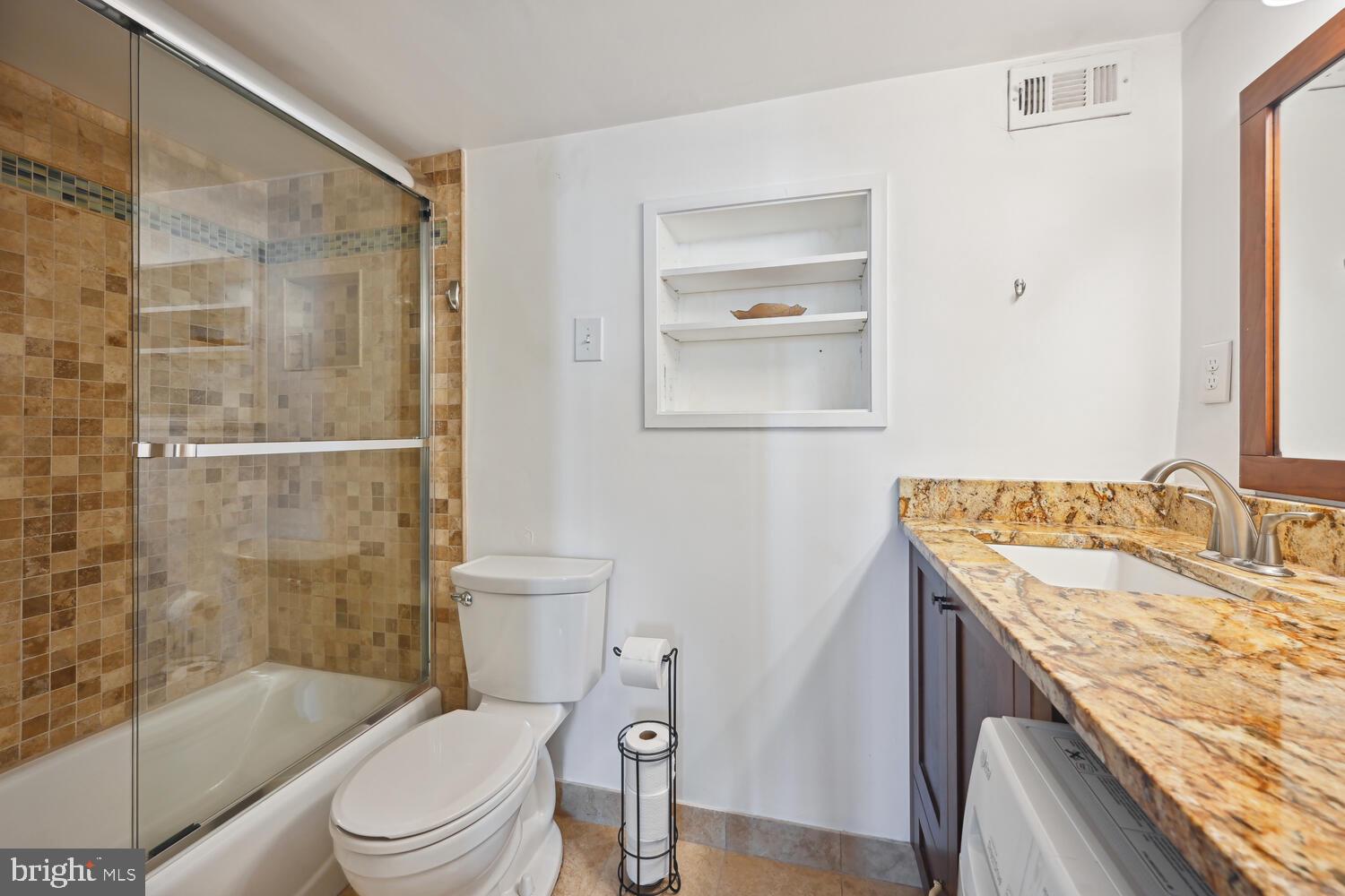 5101 River Road, Unit 1905 Bethesda, MD 20816 - Photo 23 of 32 Second Renovated Bath
