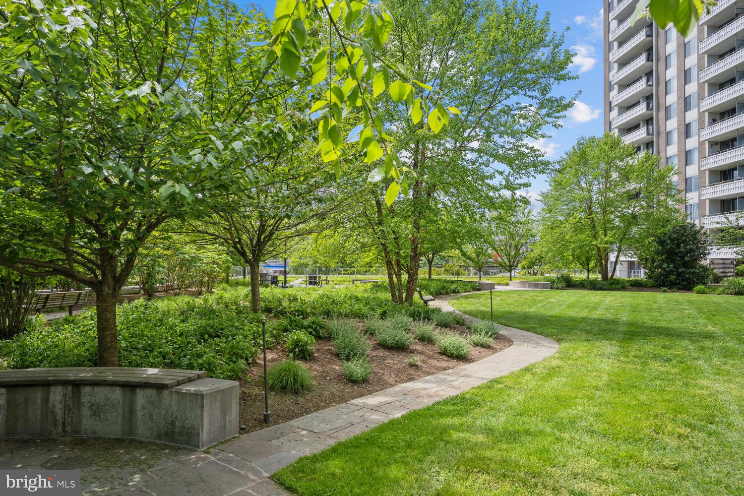5101 River Road, Unit 1905 Bethesda, MD 20816 - Photo 30 of 32 View