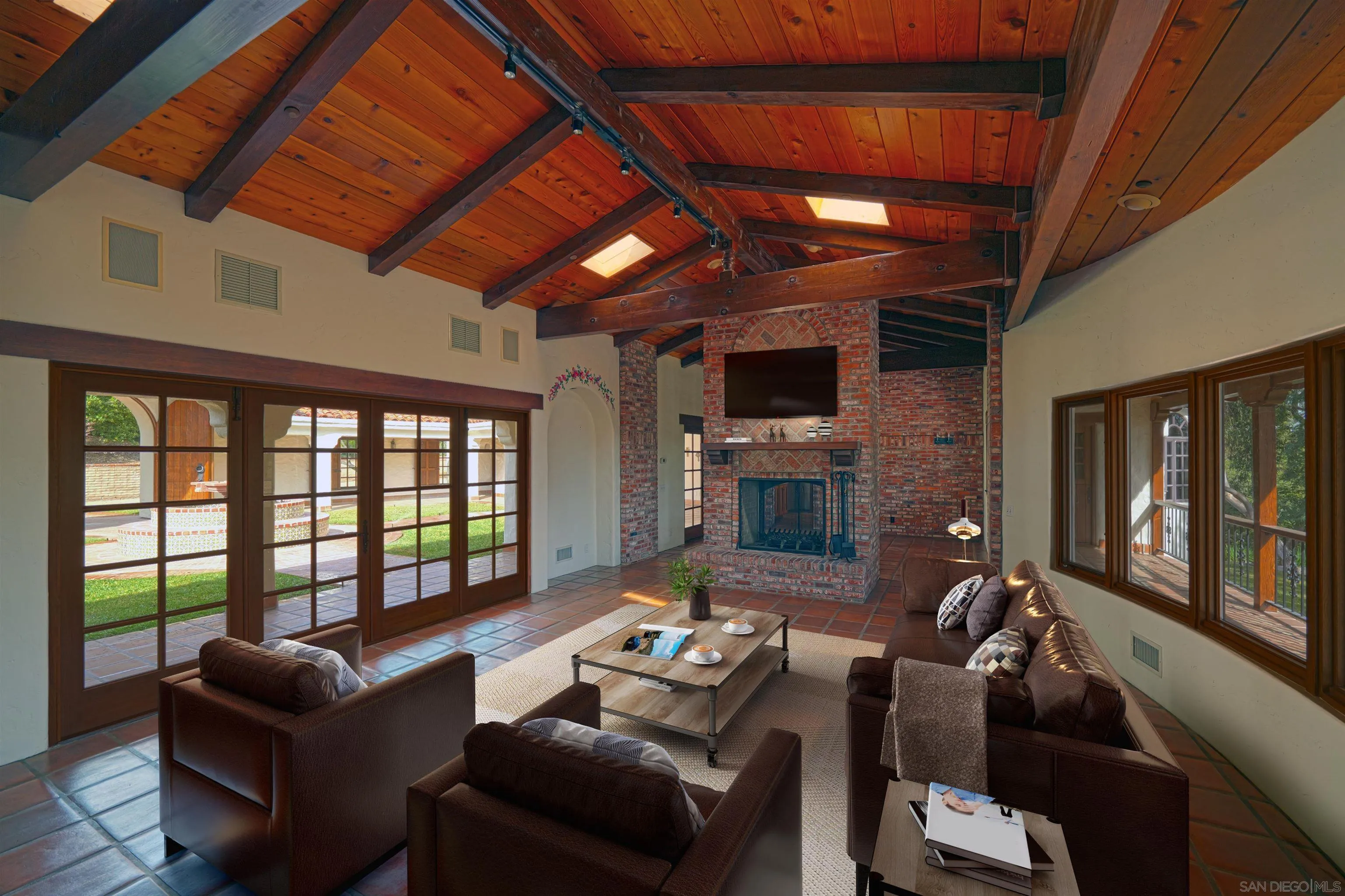 5443 Calzada Del Bosque Rancho Santa Fe, CA 92067 - Photo 15 of 30 Virtually staged