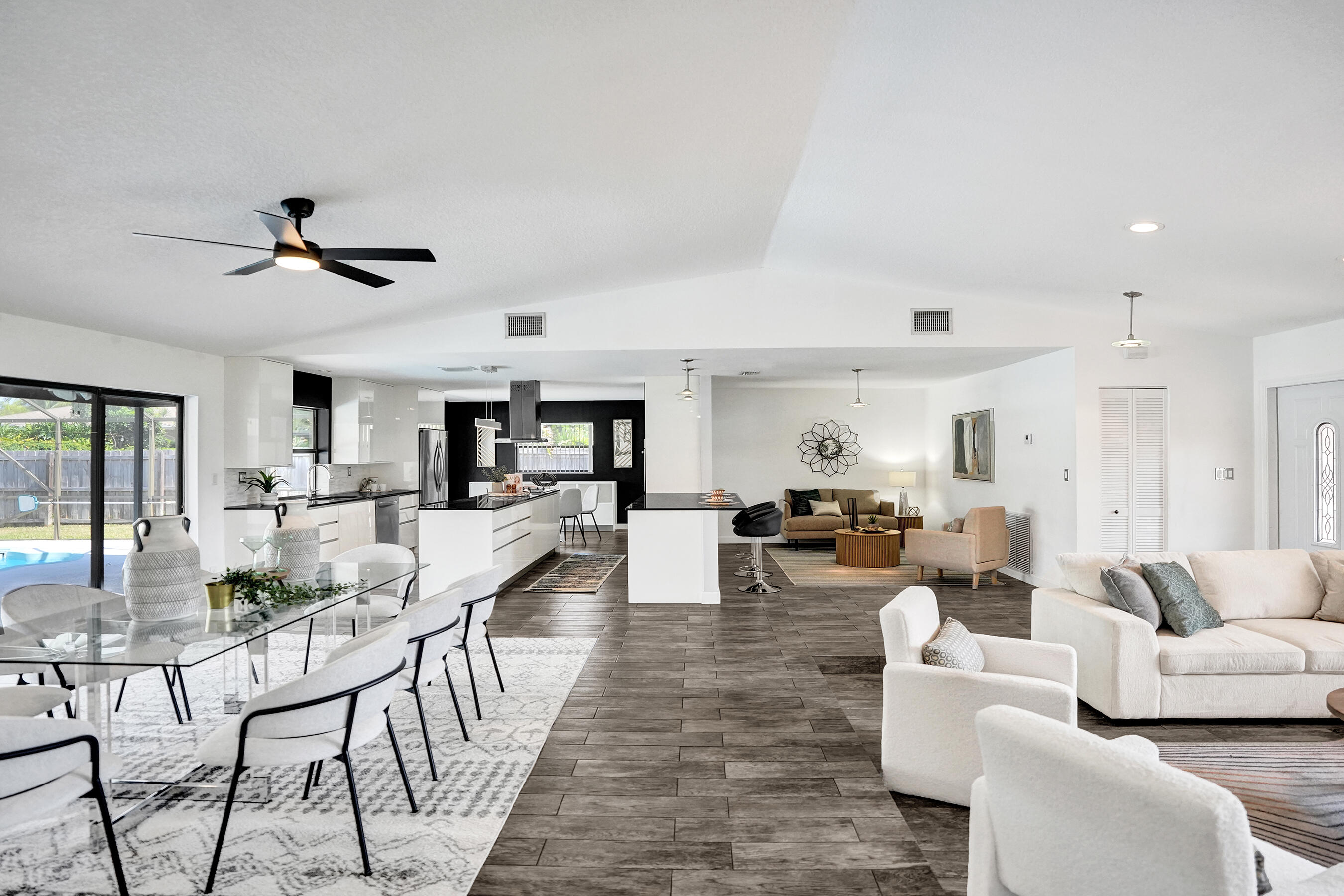 17679 Woodview Terrace Boca Raton, FL 33487 - Photo 3 of 51 DSC07990